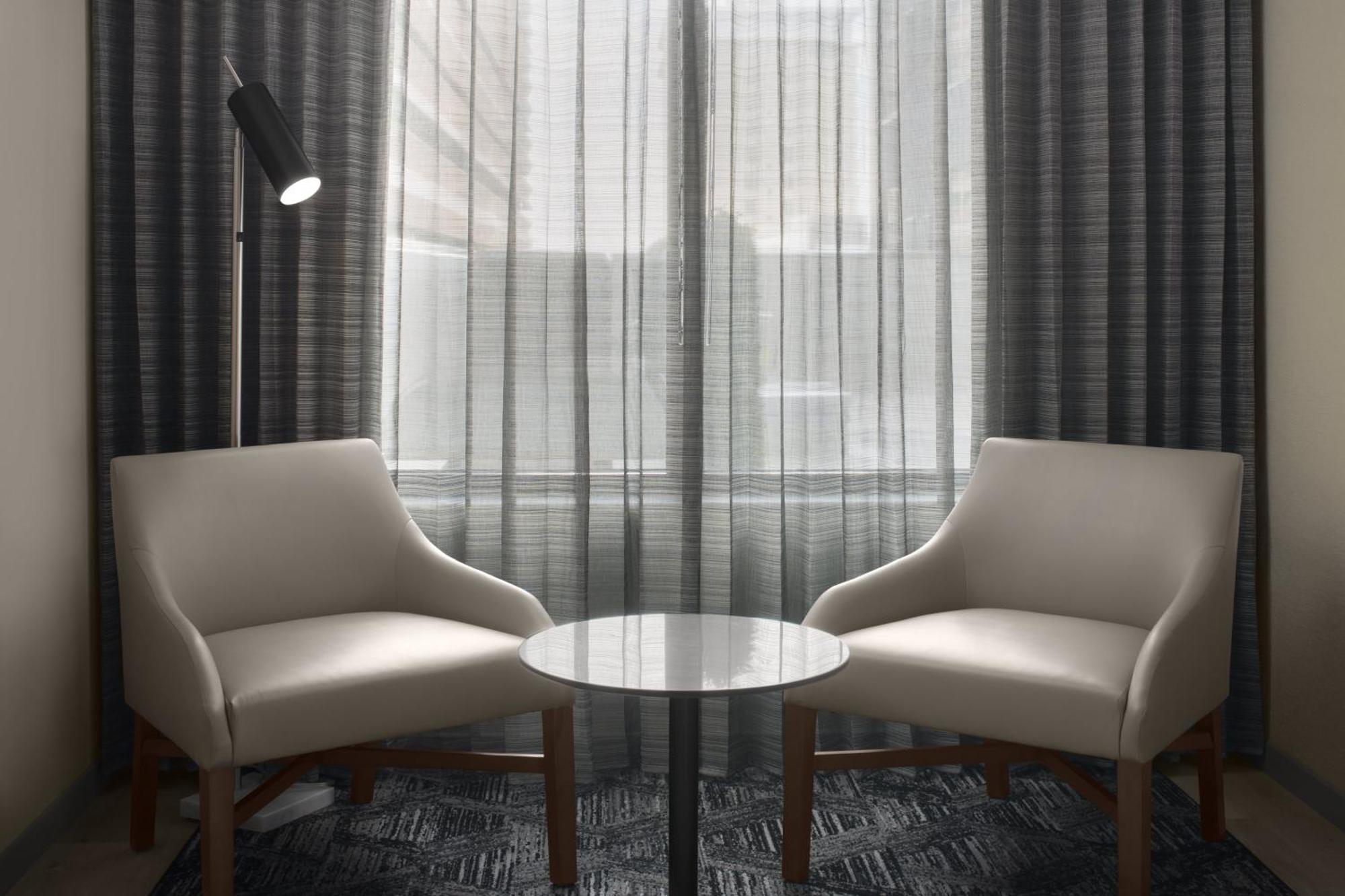 Ac Hotel By Marriott St. Louis クレイトン エクステリア 写真