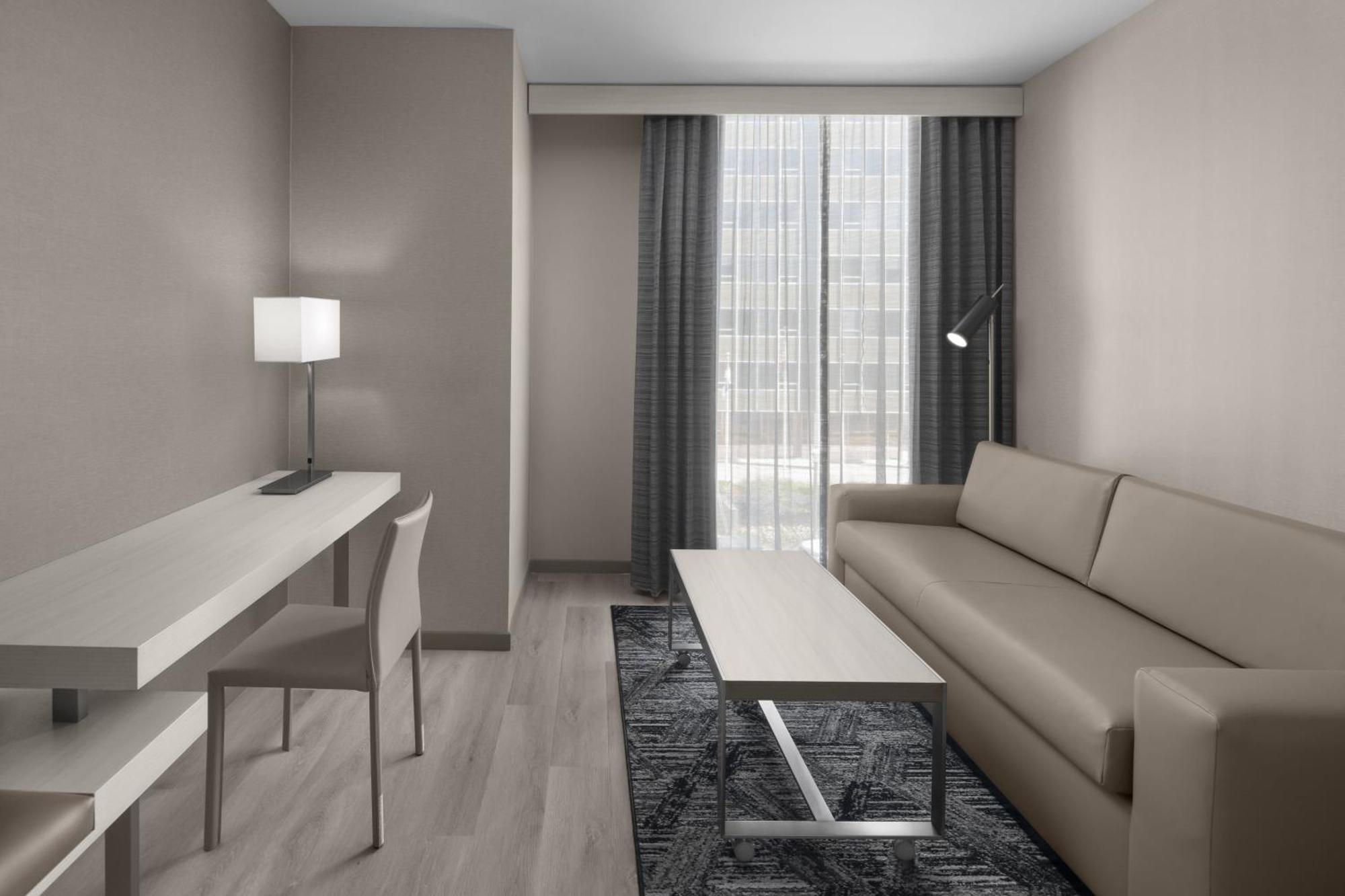 Ac Hotel By Marriott St. Louis クレイトン エクステリア 写真