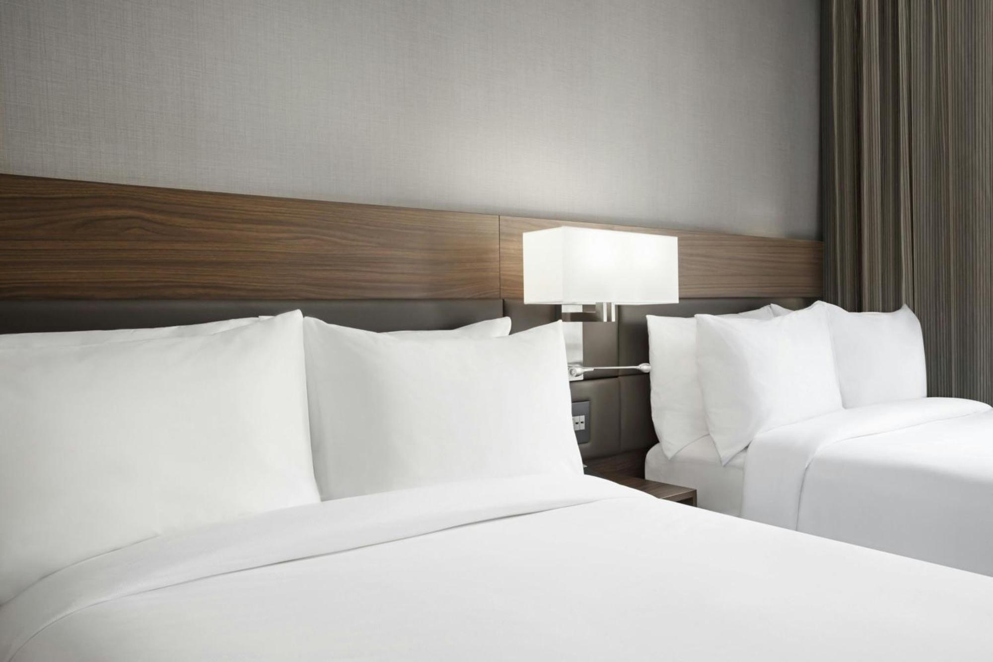 Ac Hotel By Marriott St. Louis クレイトン エクステリア 写真